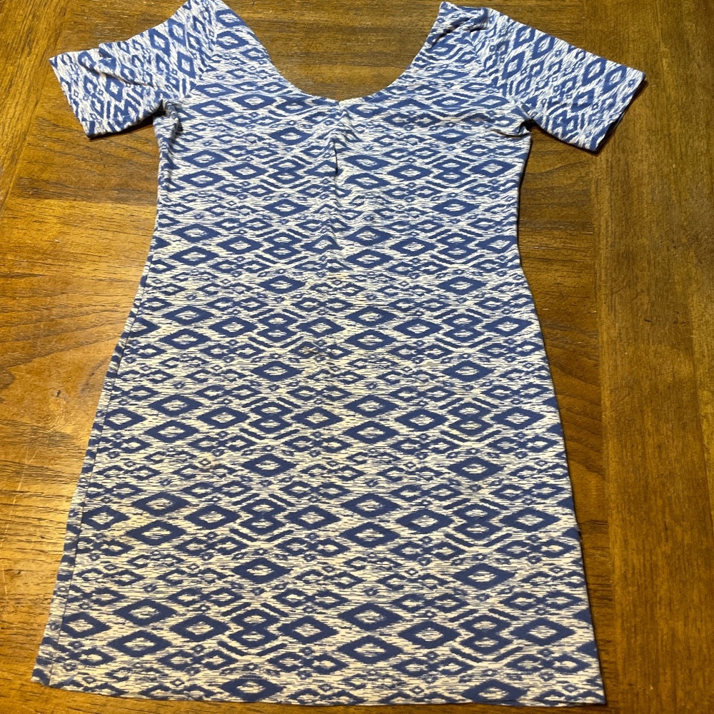 Blue and white women's dress or long shirt size large